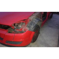 opel astra h berlina del año 2004