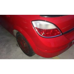 opel astra h berlina del año 2004