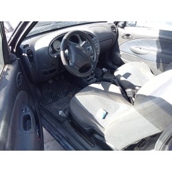 ford fiesta berlina (dx) del año 2001