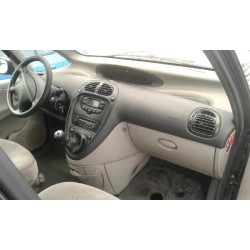 citroen xsara picasso del año 2003