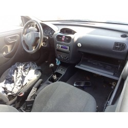 opel corsa c del año 2003