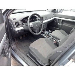 opel vectra c berlina del año 2005
