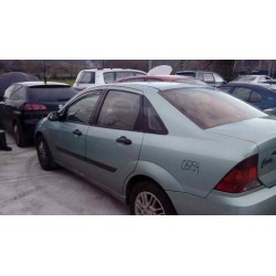 ford focus berlina (cak) del año 2001