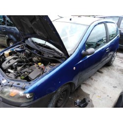 fiat punto berlina (176) del año 2000