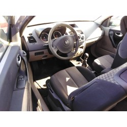 renault megane ii berlina 3p del año 2004