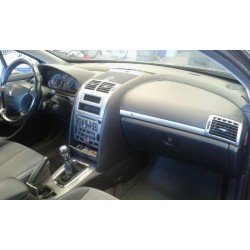 peugeot 407 del año 2004