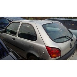 ford fiesta berlina del año 1997