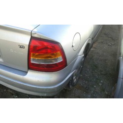 opel astra g berlina del año 2003