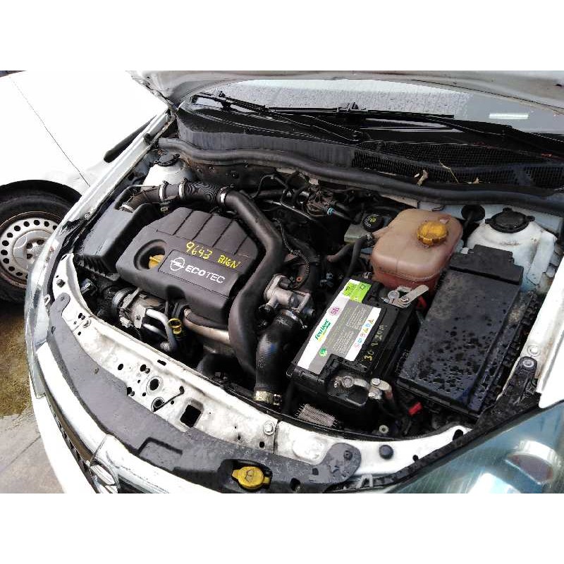 opel astra gtc del año 2008