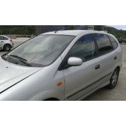 nissan almera tino (v10m) del año 2005