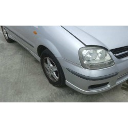 nissan almera tino (v10m) del año 2005