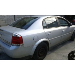 opel vectra c berlina del año 2005