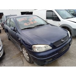 opel astra g berlina del año 2000