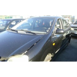 nissan almera tino (v10m) del año 2003