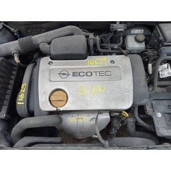 opel astra g berlina del año 2000