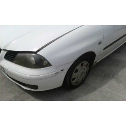seat ibiza (6l1) del año 2002