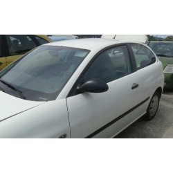 seat ibiza (6l1) del año 2002