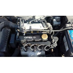 opel astra g berlina del año 2002