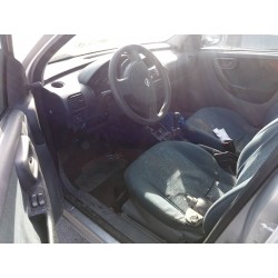opel corsa c del año 2001