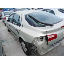 renault laguna ii (bg0) del año 2003