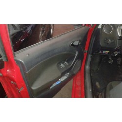seat ibiza (6j5) del año 2008
