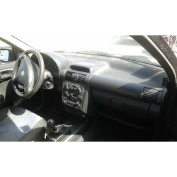 opel corsa b del año 2000