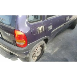 opel corsa b del año 2000