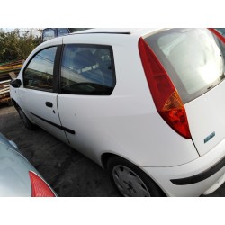 fiat punto berlina (188) del año 2001