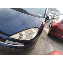 peugeot 807 del año 2004