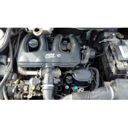 peugeot 206 berlina del año 2000