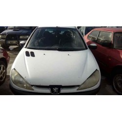 peugeot 206 berlina del año 2000