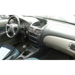 nissan almera (n16/e) del año 1950