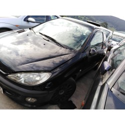 peugeot 206 berlina del año 2002