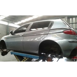 alfa romeo 147 (190) del año 2001