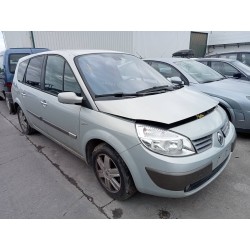 renault scenic ii del año 2004