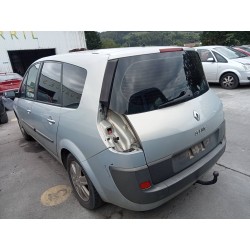 renault scenic ii del año 2004