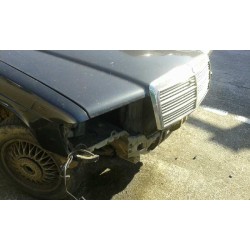 mercedes clase c (w201) berlina del año 1988
