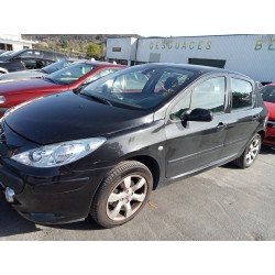 peugeot 307 berlina (s2) del año 2008