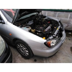nissan primera berlina (p11) del año 2001