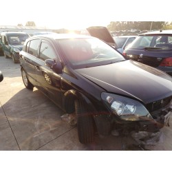 opel astra h berlina del año 2004