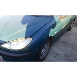 peugeot 206 berlina del año 2000
