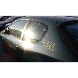 peugeot 206 berlina del año 2000