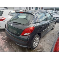 peugeot 207 del año 2012