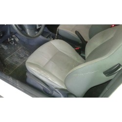 seat ibiza (6l1) del año 2003