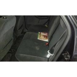 ford focus berlina (cap) del año 2006