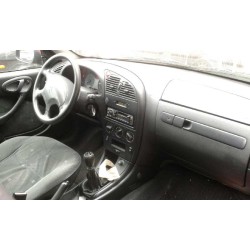 citroen xsara berlina del año 2001