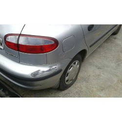 daewoo lanos del año 1999