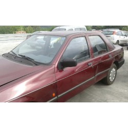 ford sierra berlina del año 1990