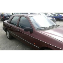 ford sierra berlina del año 1990