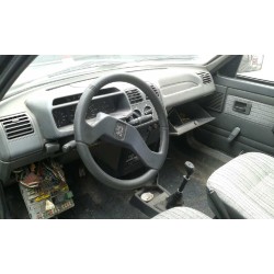 peugeot 205 berlina del año 1989